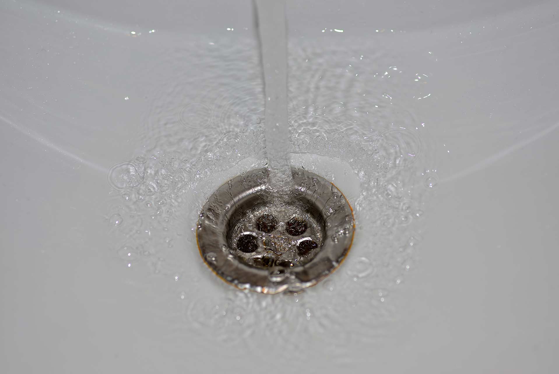 A2B Drains provides services to unblock blocked sinks and drains for properties in Maldon.